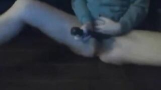 Mature Cammer's Multiple Orgasms with Sex Toy