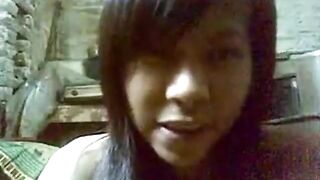 Indonesian Babe's Hot Dance