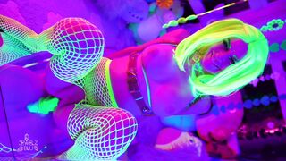 Jewelz Blu - NeoN DeMoN - Trippy Tease and Dildo Fun