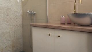 Big-Tit Blondes Eat Pussy in FFM Threesome