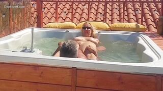 Fremder Kerl fickt mich im Whirlpool vom Swingerclub