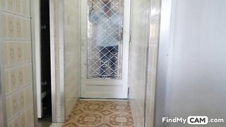 FedEx guy delivers a package and gets a special treat from a horny teen gir