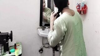 Big step brother ne meri chuchi daba daba kar pela