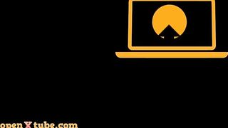 Geile schwarze Babe mit Öl