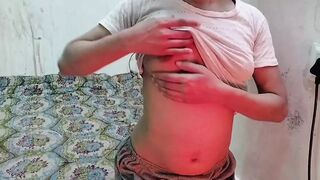 Village girl ko paise ki lalach me oyo le jakar pel diya