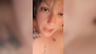 Horny BBW Gets Wet and Juicy