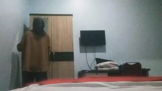 FreeSlider50 - BEAUTIFUL SMA SMA SCARF IN ENTOT ALL OVER BIG DICK